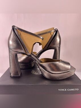 Vince Camuto 11M Metallic Silver-Tone Platform Heels Pewter Peep Toe - Brenla